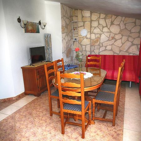 Apartments Coki Funtana Zewnętrze zdjęcie