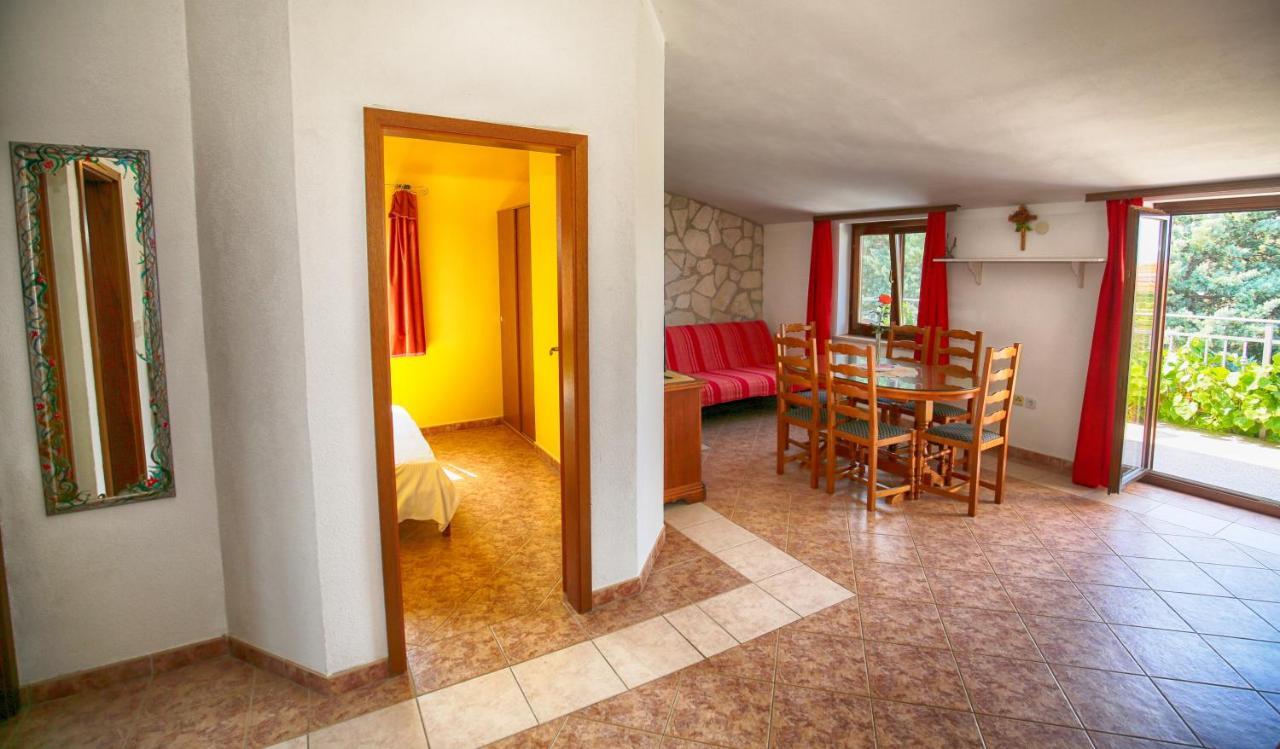 Apartments Coki Funtana Zewnętrze zdjęcie