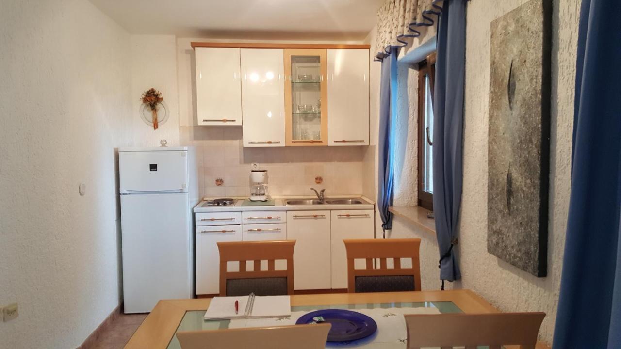 Apartments Coki Funtana Zewnętrze zdjęcie