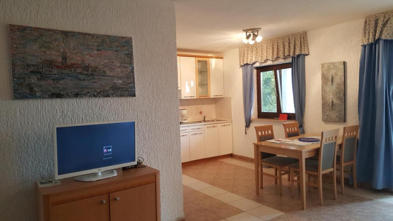 Apartments Coki Funtana Zewnętrze zdjęcie