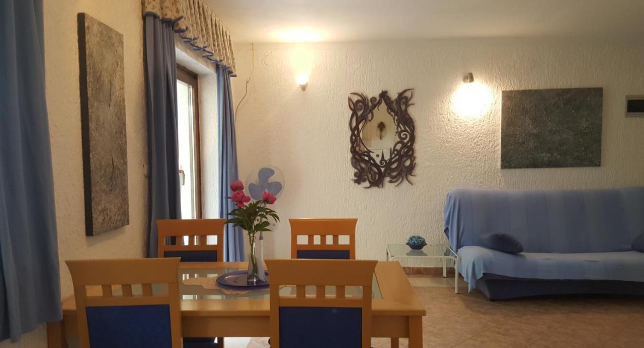 Apartments Coki Funtana Zewnętrze zdjęcie
