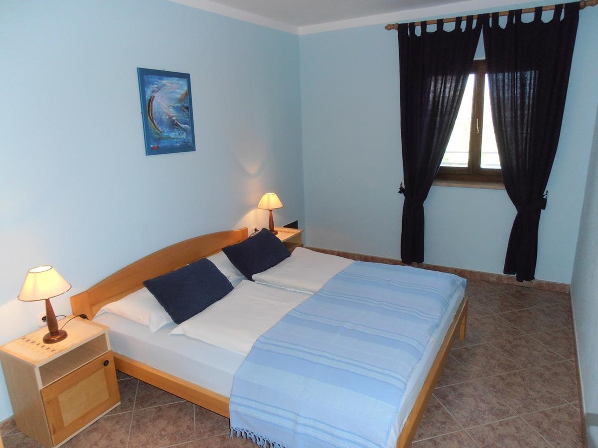 Apartments Coki Funtana Zewnętrze zdjęcie