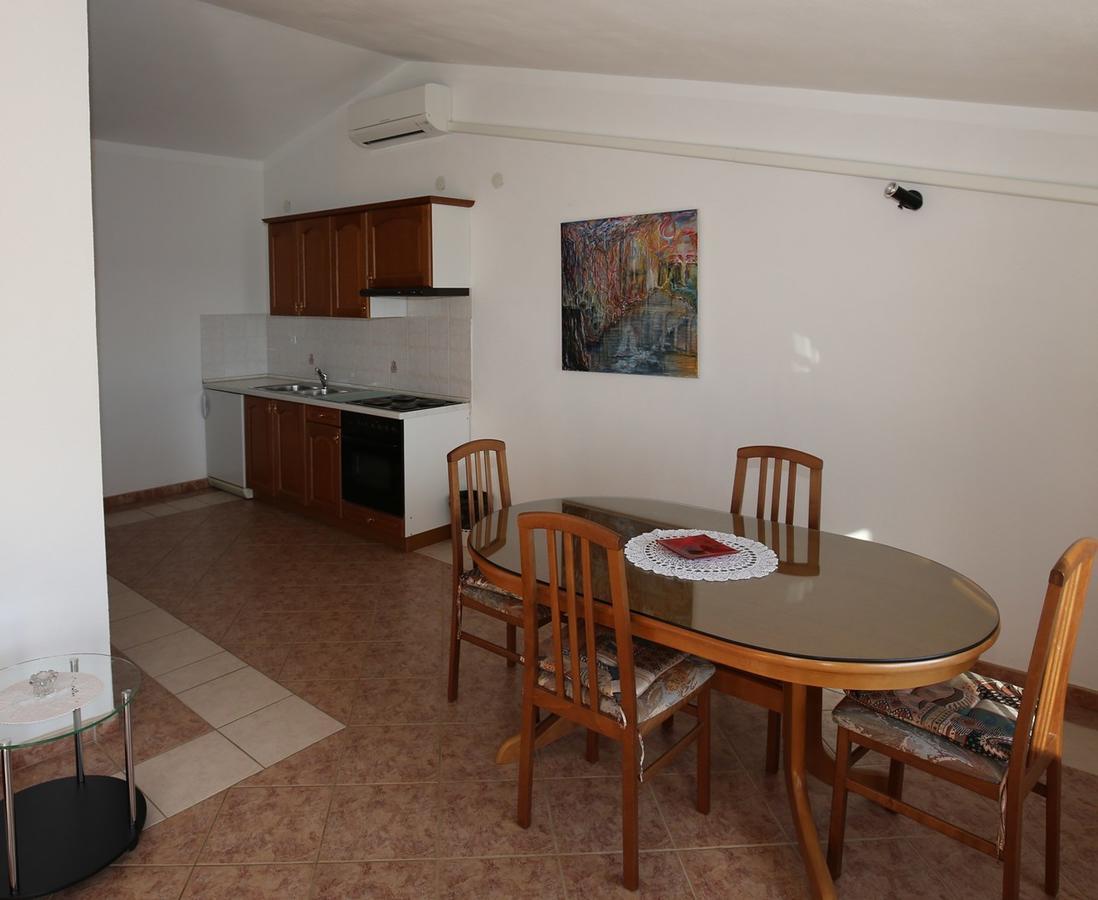 Apartments Coki Funtana Zewnętrze zdjęcie