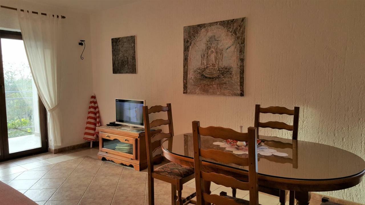 Apartments Coki Funtana Zewnętrze zdjęcie